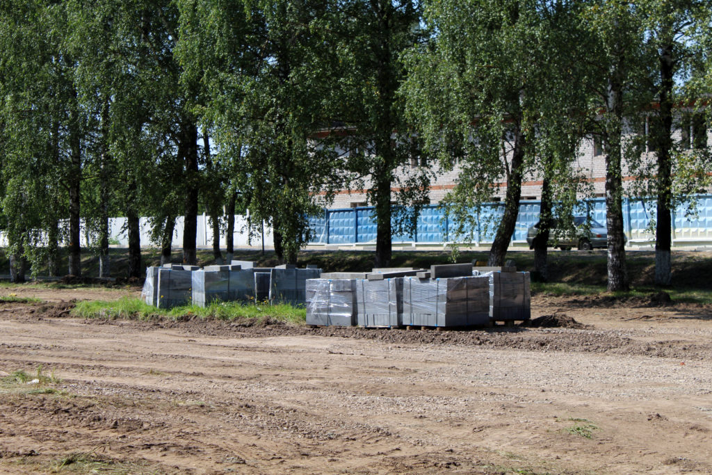 В Воротынске начато строительство "Сквера Гагарина"