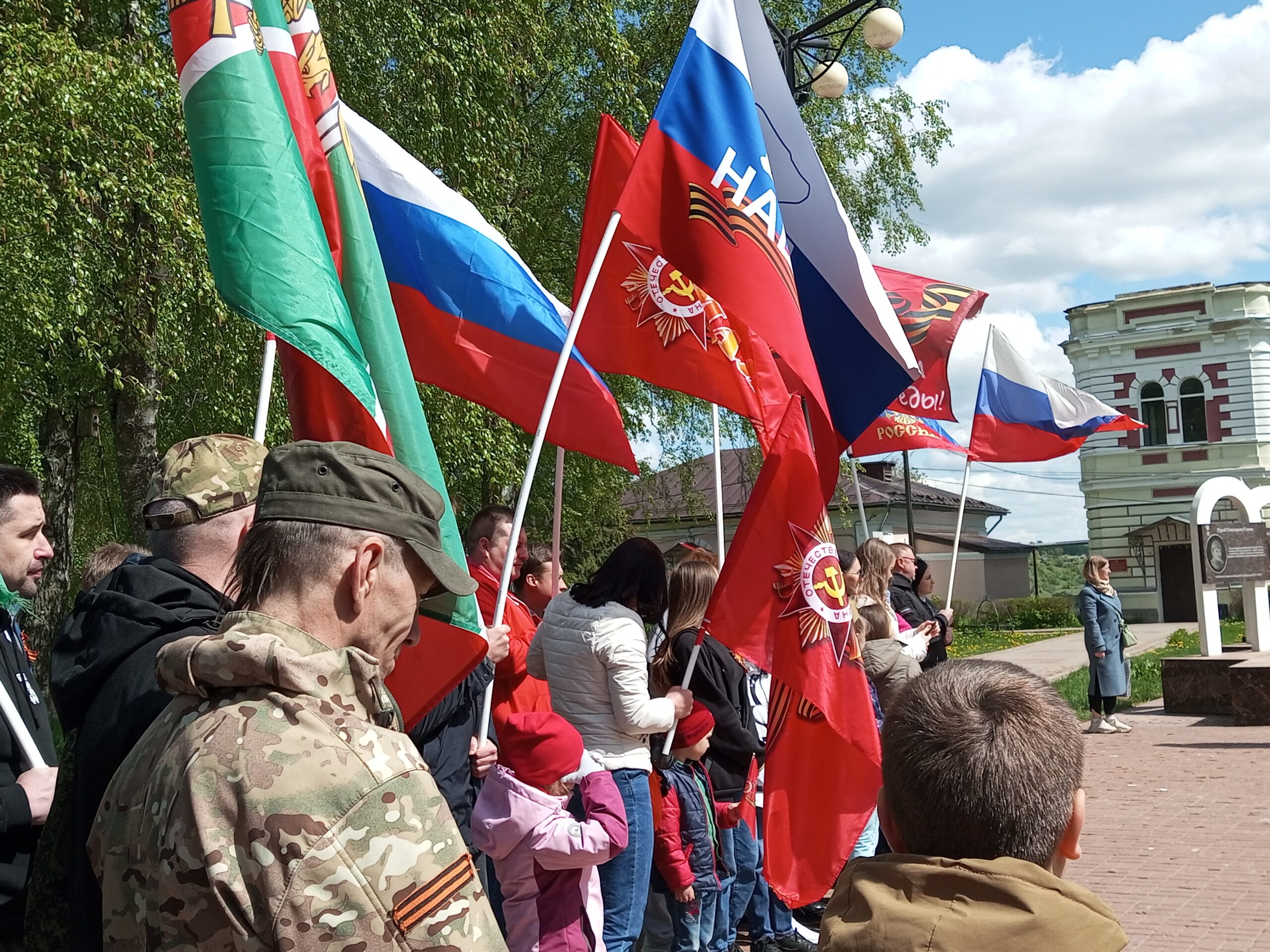 В Бабынинском и Перемышльском районах прошел автопробег "ЗНАМЯ ПОБЕДЫ"